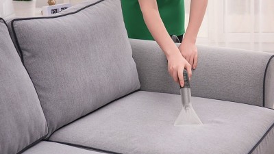 Hướng dẫn cách vệ sinh ghế sofa đúng cách tại nhà