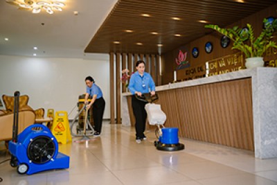 Vệ sinh tòa nhà